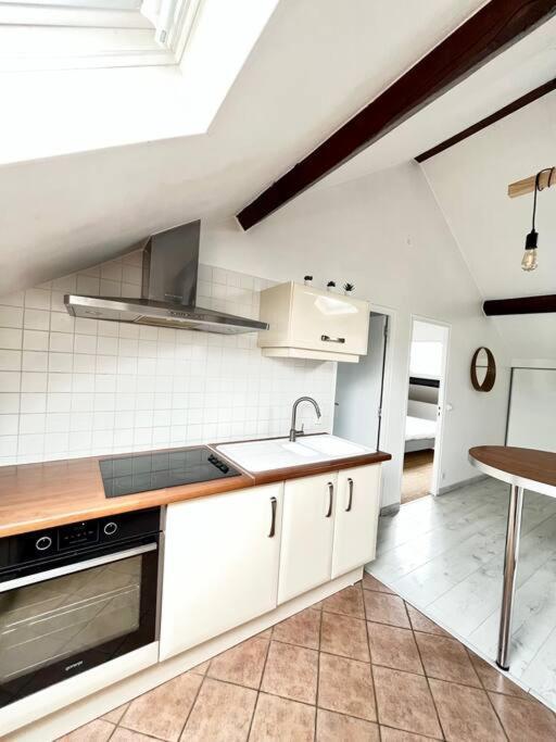 Dubai - Bel Appartement A 兰斯 外观 照片